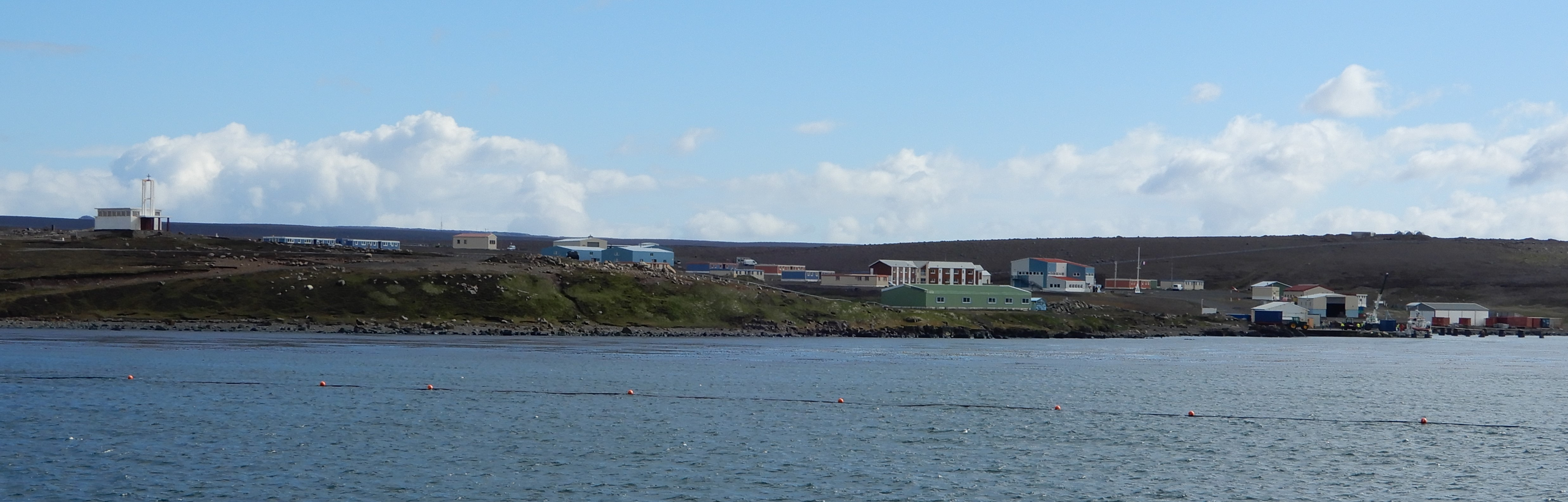 Base de Port-aux-Français, Archipel des
Kerguelen.